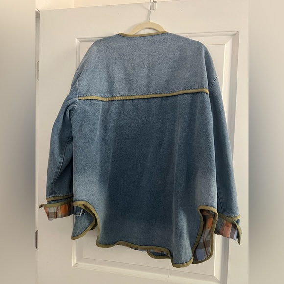 The western gold oversized denim jacket with plaid interior small/medium - Picture 12 of 13
